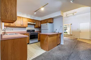 1874 Springvale Dr, Crown Point, IN 46307 - Photo 9