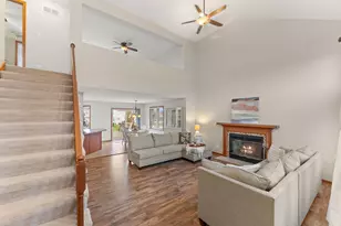 10396 Adler Cove, Saint John, IN 46373 - Photo 5