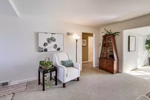 108 Beverly Pl, Munster, IN 46321 - Photo 9