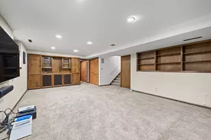 8778 Madison Ave, Munster, IN 46321 - Photo 29