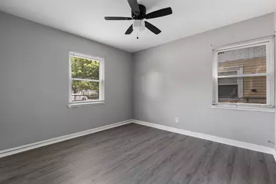 7520 Chestnut Avenue, Hammond, IN 46324 - Photo 9