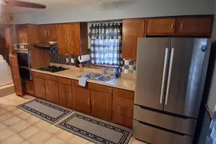 2387 Sloan St, Portage, IN 46368 - Photo 9