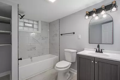 6526 Alexander Avenue, Hammond, IN 46323 - Photo 9