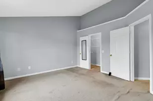 8142 Birchfield Dr, Indianapolis city (balance), IN 46268 - Photo 19