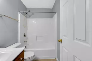 8142 Birchfield Dr, Indianapolis city (balance), IN 46268 - Photo 23