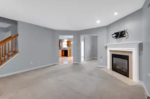 8142 Birchfield Dr, Indianapolis city (balance), IN 46268 - Photo 7