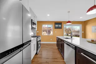 7415 Montana Ave, Hammond, IN 46323 - Photo 9