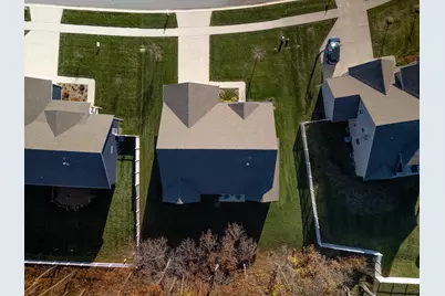 2160 Hickory Drive, Hobart, IN 46342 - Photo 39