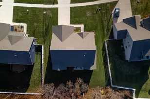 2160 Hickory Dr, Hobart, IN 46342 - Photo 39