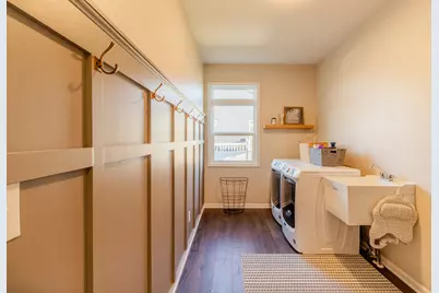 2160 Hickory Drive, Hobart, IN 46342 - Photo 31