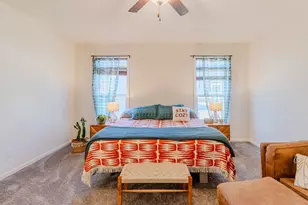 2160 Hickory Dr, Hobart, IN 46342 - Photo 27