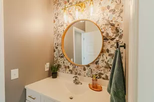 2160 Hickory Dr, Hobart, IN 46342 - Photo 19