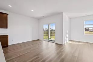 10524 Morse Pl, Crown Point, IN 46307 - Photo 7