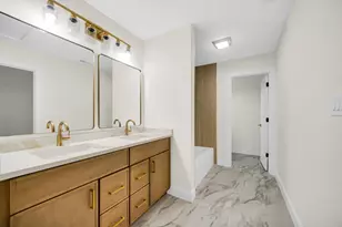 7382 Brookhaven Dr, Crown Point, IN 46307 - Photo 15