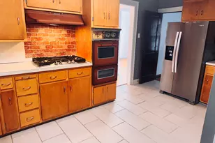 116 N Weston St, Rensselaer, IN 47978 - Photo 3