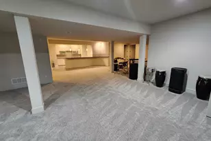 885 N 100 W, Valparaiso, IN 46385 - Photo 55