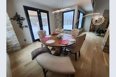 885 N 100 W, Valparaiso, IN 46385 - Photo 15