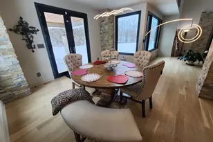 885 N 100 W, Valparaiso, IN 46385 - Photo 15