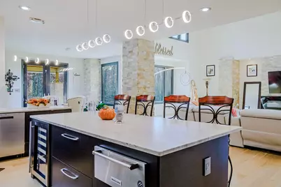 885 N 100 W, Valparaiso, IN 46385 - Photo 21