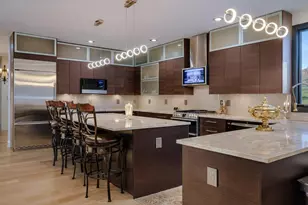 885 N 100 W, Valparaiso, IN 46385 - Photo 17