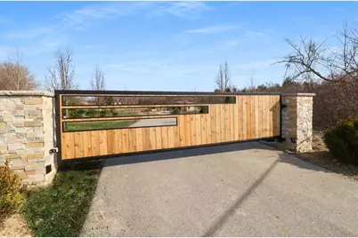 885 N 100 W, Valparaiso, IN 46385 - Photo 59