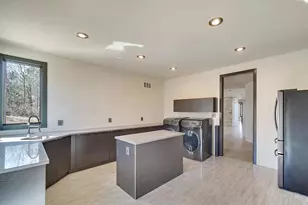 885 N 100 W, Valparaiso, IN 46385 - Photo 27