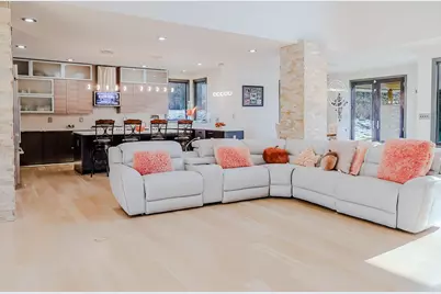 885 N 100 W, Valparaiso, IN 46385 - Photo 15