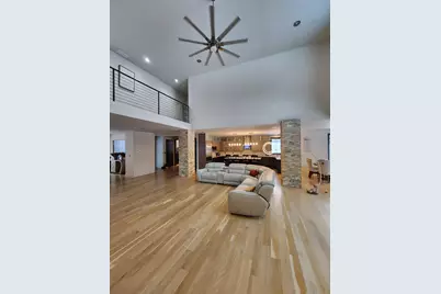 885 N 100 W, Valparaiso, IN 46385 - Photo 17