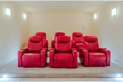 885 N 100 W, Valparaiso, IN 46385 - Photo 51