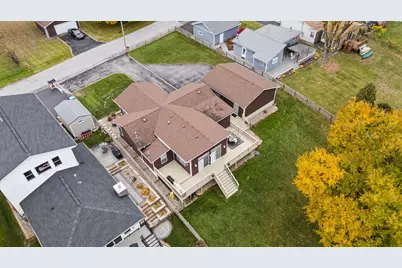 789 S Lakeview Drive, Lowell, IN 46356 - Photo 7