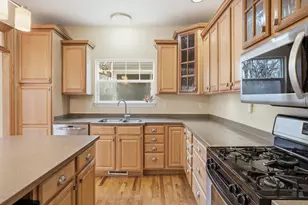 1812 Briam Dr, Valparaiso, IN 46383 - Photo 17