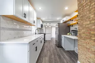 456 Gerry St, Gary, IN 46406 - Photo 7