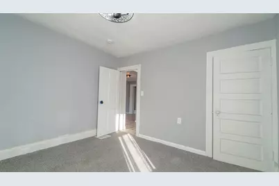 115 N Porter Street, Michigan City, IN 46360 - Photo 11