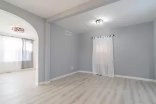 115 N Porter St, Michigan City, IN 46360 - Photo 5