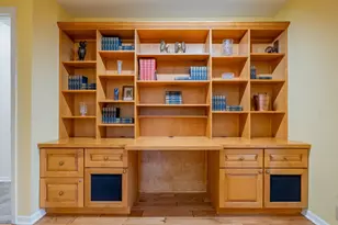 3804 Pheasant Walk Dr, Valparaiso, IN 46383 - Photo 23