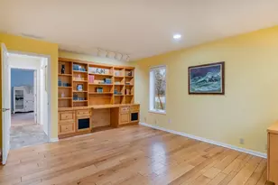 3804 Pheasant Walk Dr, Valparaiso, IN 46383 - Photo 21