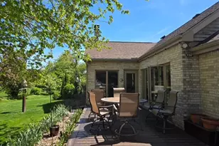 3804 Pheasant Walk Dr, Valparaiso, IN 46383 - Photo 39