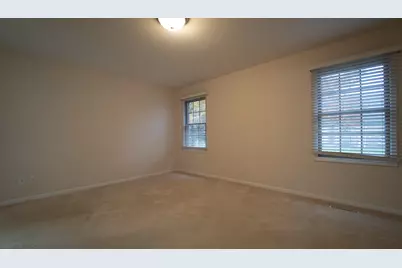 1800 Winfield Drive, Munster, IN 46321 - Photo 17