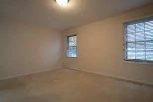 1800 Winfield Dr, Munster, IN 46321 - Photo 17