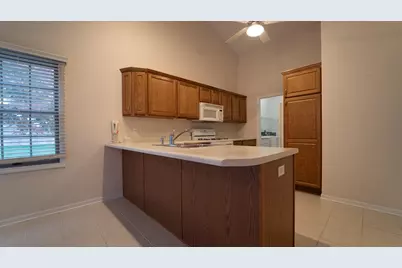 1800 Winfield Drive, Munster, IN 46321 - Photo 7