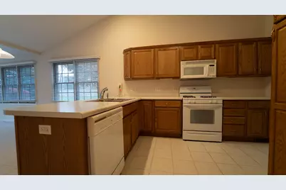 1800 Winfield Drive, Munster, IN 46321 - Photo 5