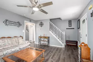 682 Dearborn Rd, Valparaiso, IN 46385 - Photo 7