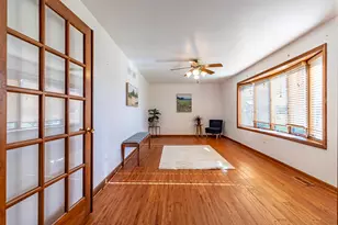 12680 Rosewood Ct, Saint John, IN 46373 - Photo 11