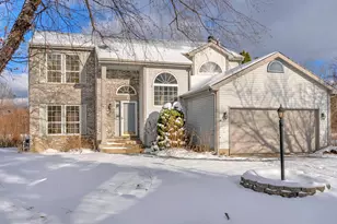 378 Ballenisle Ct, Chesterton, IN 46304 - Photo 1