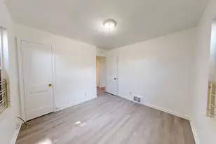 2537 Van Buren Pl, Gary, IN 46407 - Photo 9