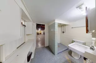 6832 Waveland Ave, Hammond, IN 46323 - Photo 23