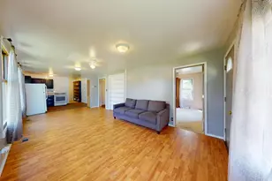 2715 Floyd St, Gary, IN 46405 - Photo 5