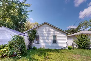 2715 Floyd St, Gary, IN 46405 - Photo 25