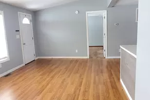 99 E Carter St, Wheatfield, IN 46392 - Photo 7