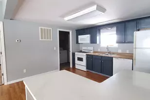 99 E Carter St, Wheatfield, IN 46392 - Photo 11